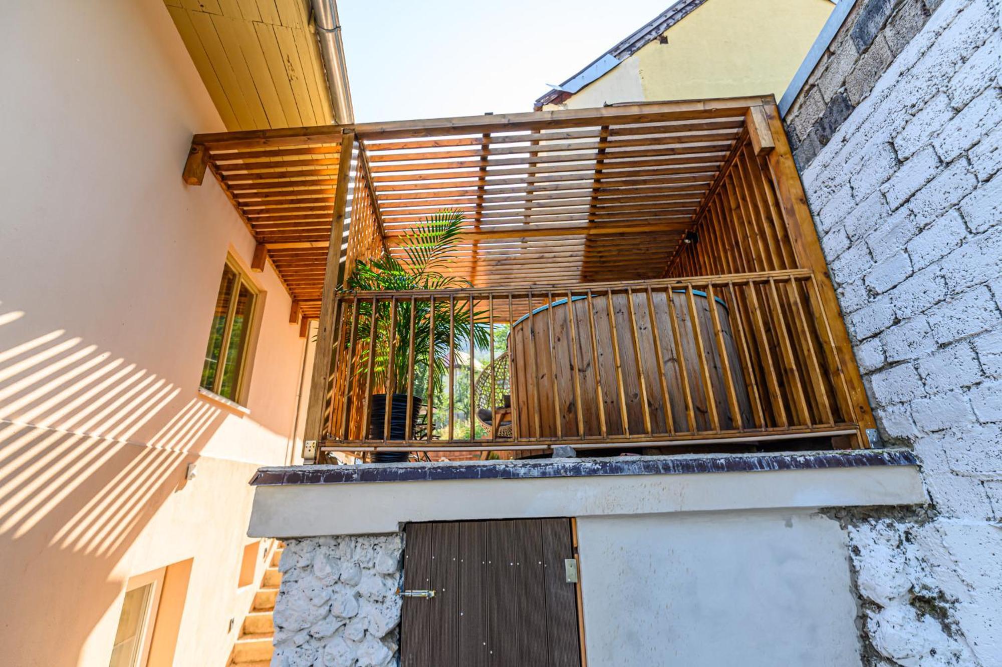 Lagom - Hot Tub Hideout Braşov Dış mekan fotoğraf